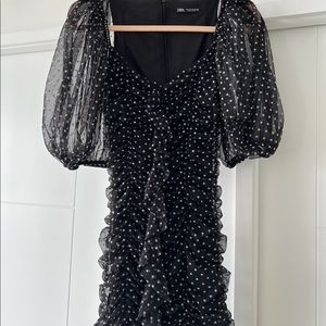 Zara dressed,size small